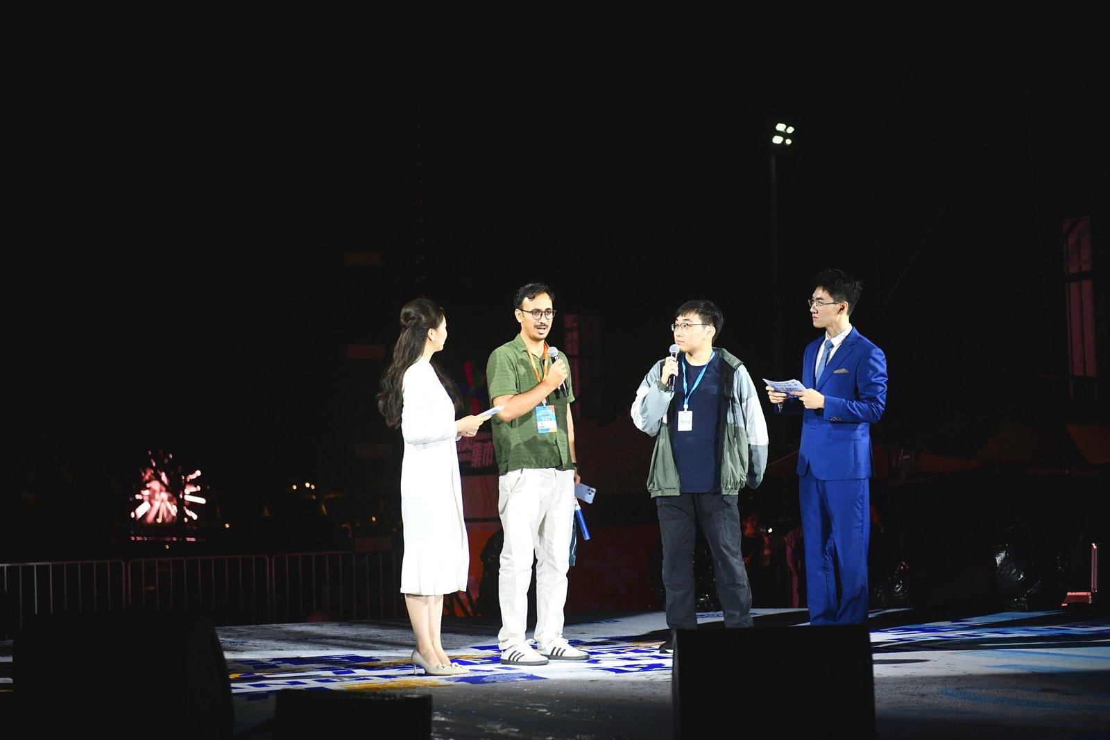 Panel Discussion & Stage Presentations
